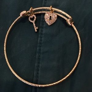 KEY TO YOUR HEART BRACELET
